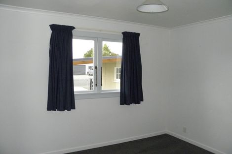 Photo of property in 35 Mary Street, Winton, 9720