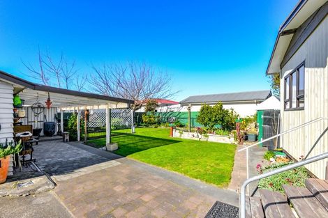 Photo of property in 218 Tudor Avenue, Mayfair, Hastings, 4122