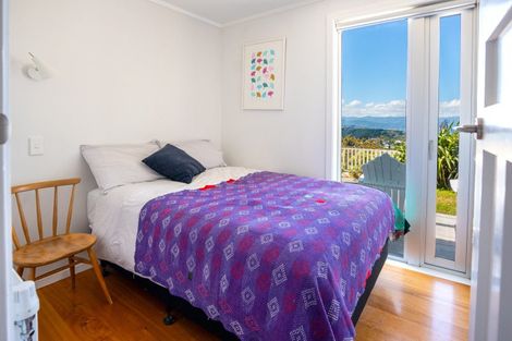 Photo of property in 30 Sugarloaf Road, Brooklyn, Wellington, 6021