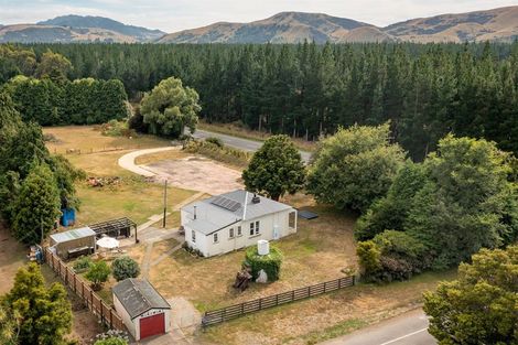 Photo of property in 1609 State Highway 2, Kiriwhakapapa, Masterton, 5881
