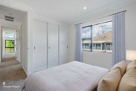 Photo of property in 71c Seaview Road, Castor Bay, Auckland, 0620