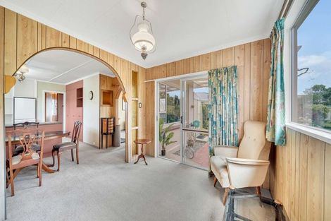 Photo of property in 12 Oxford Street, Holmes Hill, Oamaru, 9401