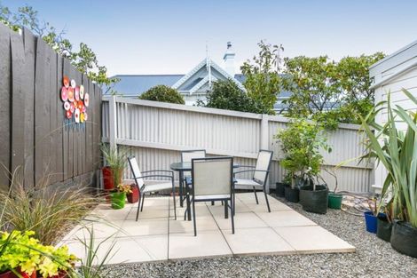 Photo of property in 11 Hereford Street, Roslyn, Dunedin, 9010