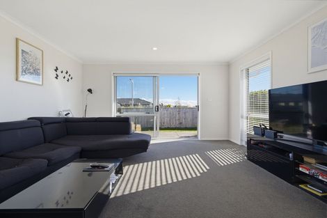 Photo of property in 1 Te Wharo Drive, Papamoa, 3118