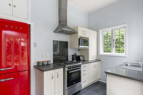 Photo of property in 15 Flers Street, Karori, Wellington, 6012