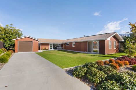 Photo of property in 12 Rob Roy Lane, Wanaka, 9305