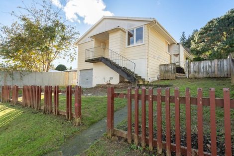 Photo of property in 3 Ngaturi Grove, Wainuiomata, Lower Hutt, 5014