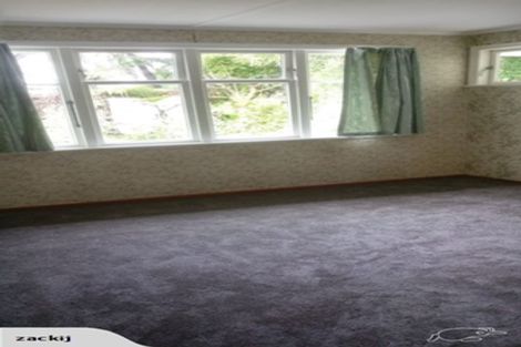 Photo of property in 447 Stokes Valley Road, Stokes Valley, Lower Hutt, 5019