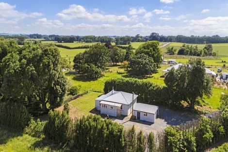 Photo of property in 1968 Kimbolton Road, Kiwitea, Feilding, 4777