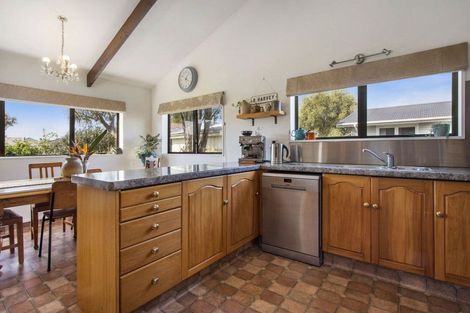 Photo of property in 16 Jocelyn Street, Katikati, 3129