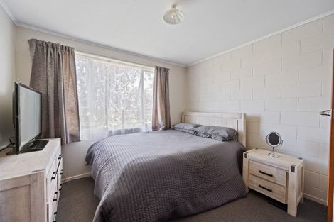 Photo of property in 27 Liverpool Crescent, Flaxmere, Hastings, 4120