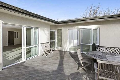Photo of property in 147 Waimairi Road, Ilam, Christchurch, 8041