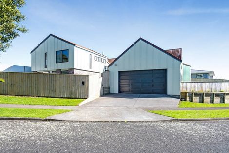 Photo of property in 5 Antonia Place, Bell Block, New Plymouth, 4312