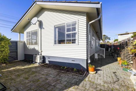 Photo of property in 80 Tuhikaramea Road, Dinsdale, Hamilton, 3204