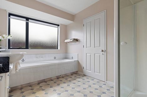 Photo of property in 42 Bella Rosa Drive, Hei Hei, Christchurch, 8042