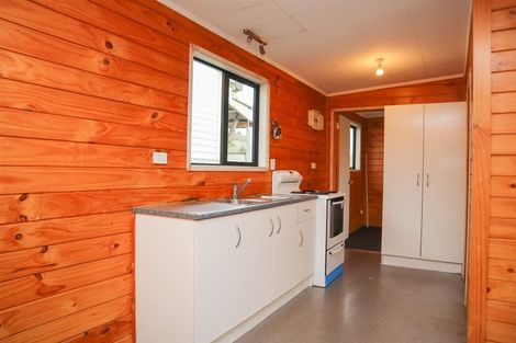 Photo of property in 11 Thompson Street, Greymouth, 7805