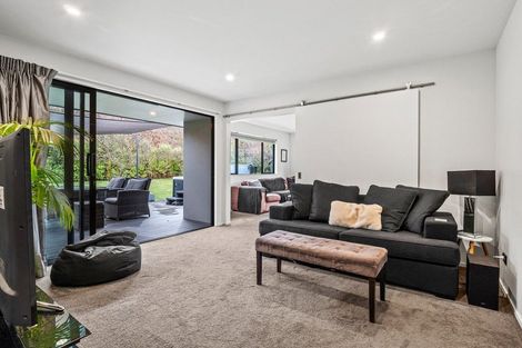 Photo of property in 9 Oxfordshire Avenue, Lower Shotover, Queenstown, 9304