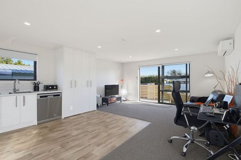 Photo of property in 10 Randolph Street, Woolston, Christchurch, 8062