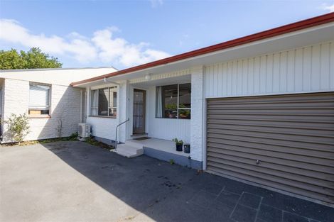 Photo of property in 2/120 Saint James Avenue, Papanui, Christchurch, 8053