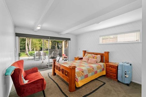 Photo of property in 9 Hillcrest Grove, Hillpark, Auckland, 2102
