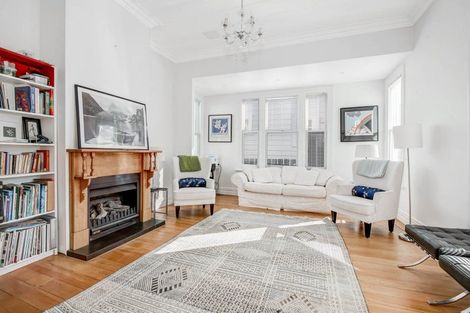 Photo of property in 2 Tainui Road, Devonport, Auckland, 0624