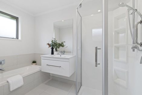 Photo of property in 33 Mcnally Road, Pukekohe, 2120