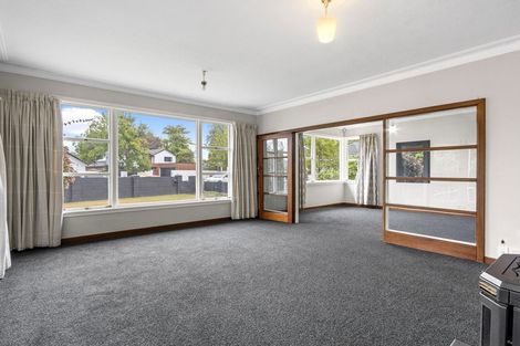 Photo of property in 122 Glandovey Road, Strowan, Christchurch, 8052