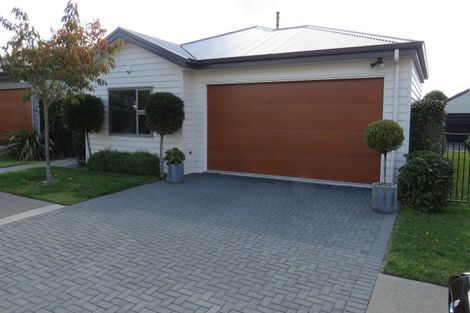Photo of property in 23 Chateau Crescent, Rangatira Park, Taupo, 3330