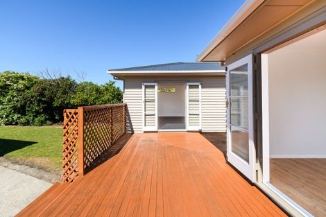 Photo of property in 4 Snowdon Avenue, Terrace End, Palmerston North, 4410