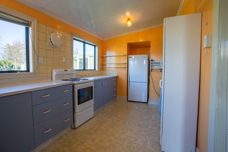 Photo of property in 35 Wyndham Street, Carterton, 5713