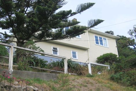 Photo of property in 15 Sidlaw Street, Strathmore Park, Wellington, 6022