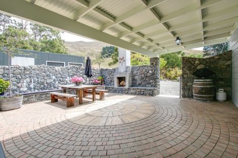 Photo of property in 1720 Waimarama Road, Waimarama, Havelock North, 4294