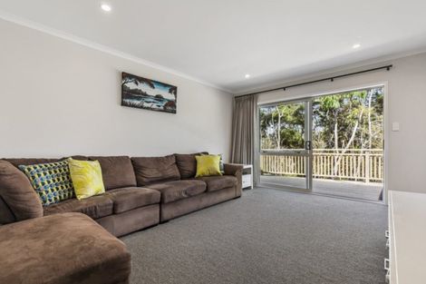 Photo of property in 22b Sunnyvale Road, Swanson, Auckland, 0614