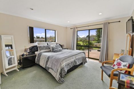 Photo of property in 17 Castlehill Court, Wattle Downs, Auckland, 2103