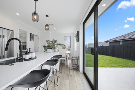 Photo of property in 13 Tabernacle Street, Karaka, 2124