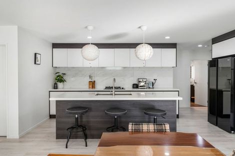 Photo of property in 111 Hillpark Drive, Pokeno, 2402