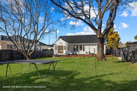 Photo of property in 325 Wainoni Road, Avondale, Christchurch, 8061