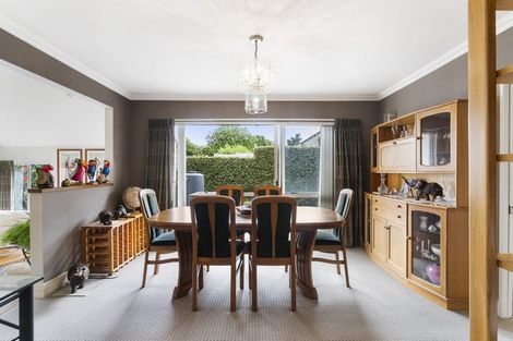 Photo of property in 29 Bronte Place, Somerville, Auckland, 2014