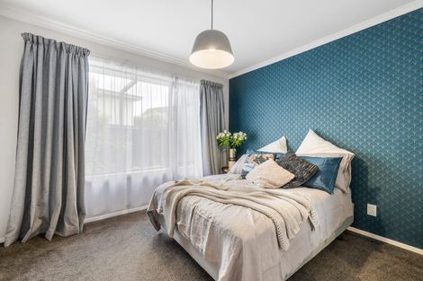 Photo of property in 16 Brackendale Place, Burnside, Christchurch, 8041