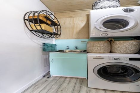 Photo of property in 65 Lincoln Street, Hampden, 9410