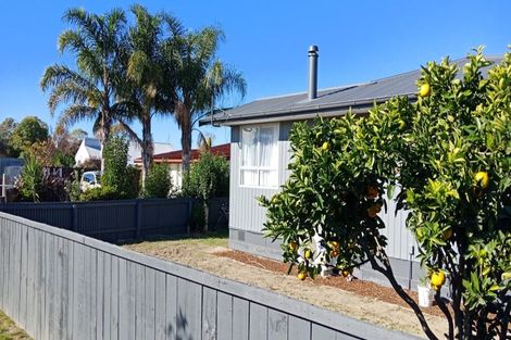 Photo of property in 12b Walton Place, Flaxmere, Hastings, 4120