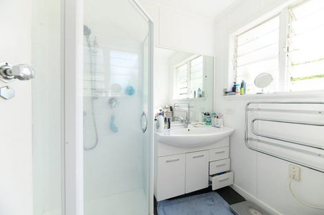 Photo of property in 48 Rogan Street, Mount Roskill, Auckland, 1041