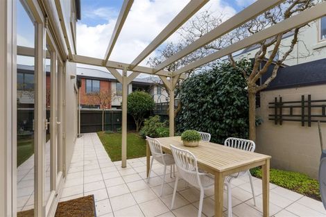 Photo of property in 490a Manchester Street, St Albans, Christchurch, 8014