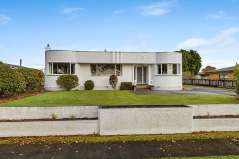 Photo of property in 451 Broadway, Stratford, 4332