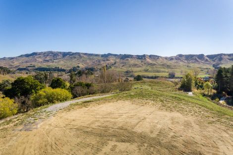 Photo of property in 1 Raratu Road, Kahuranaki, 4295