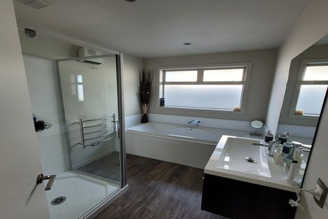 Photo of property in 75 Hayhurst Street North, Temuka, 7920