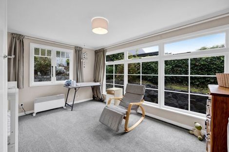 Photo of property in 42 Brooklands Road, Brooklands, New Plymouth, 4310