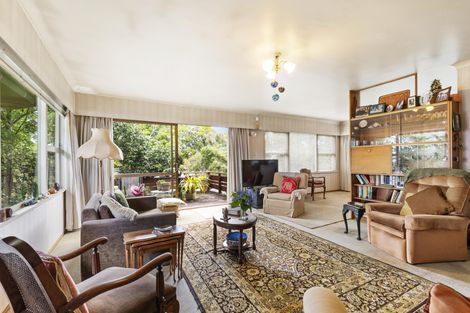 Photo of property in 40 Beach Road, Te Atatu Peninsula, Auckland, 0610