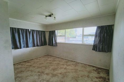 Photo of property in 58 Barrett Street, Westown, New Plymouth, 4310