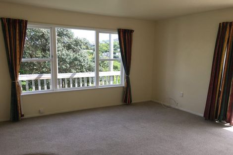 Photo of property in 6 Walker Avenue, Paremata, Porirua, 5026